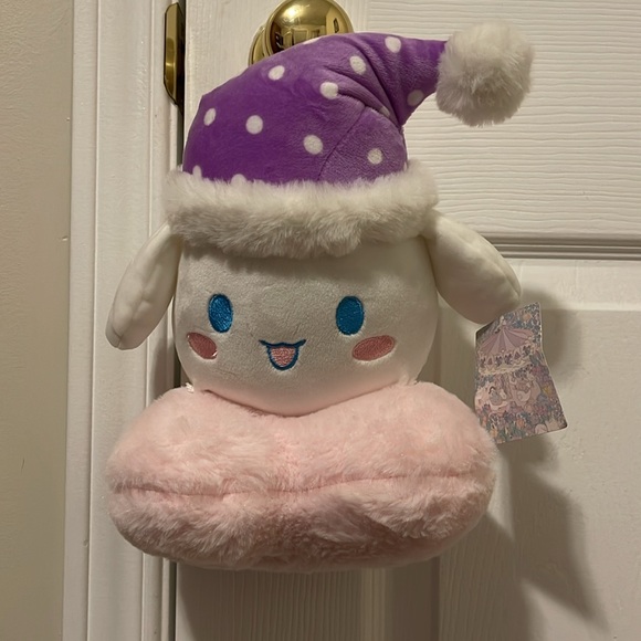 Cinnamon Plush - Picture 2 of 3